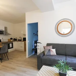 Appartement Pois3fond Large At Poissonnière - 4p, Paris